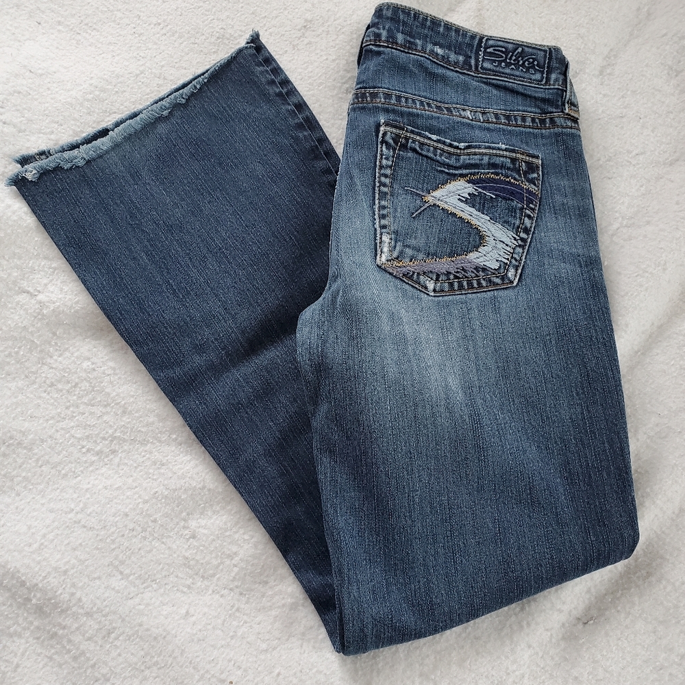 Silver Lola Distressed Boot Cut Jeans, Sz  28, NWOT